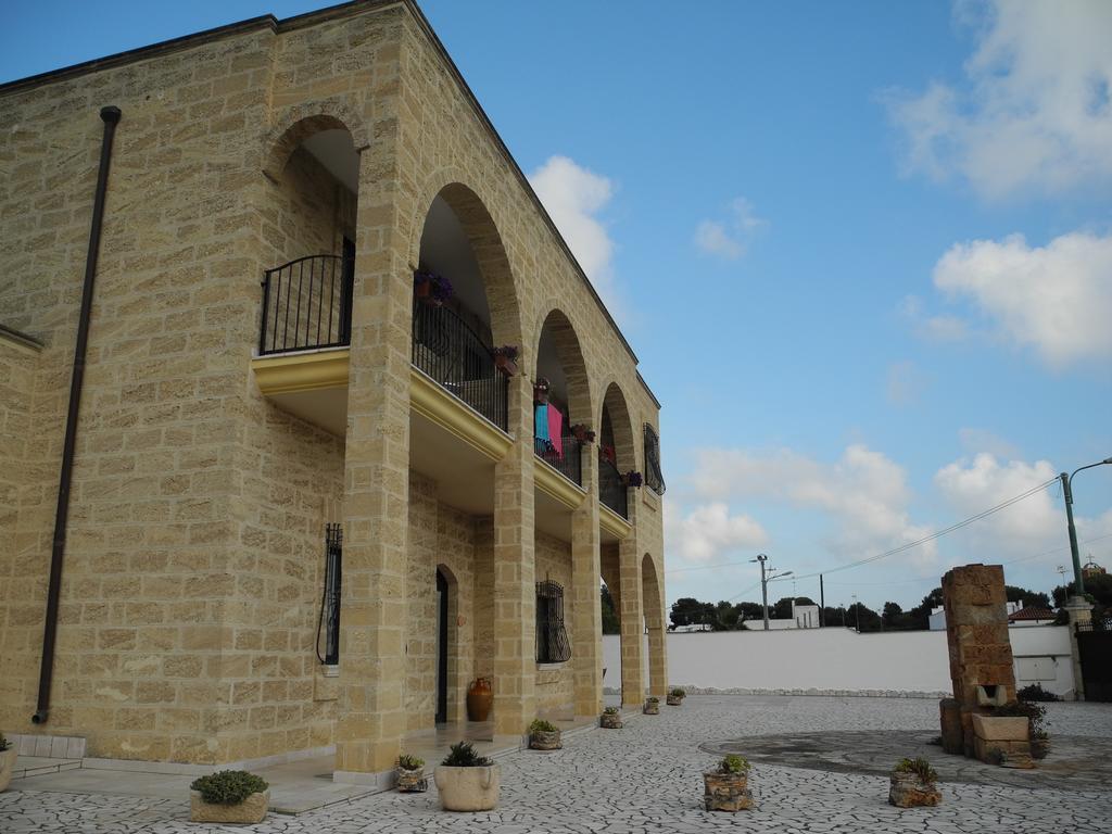 Villa Arneide Bed And Breakfast Torre Lapillo Buitenkant foto