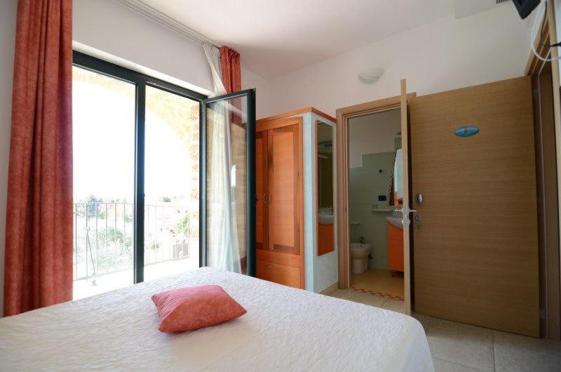 Villa Arneide Bed And Breakfast Torre Lapillo Kamer foto