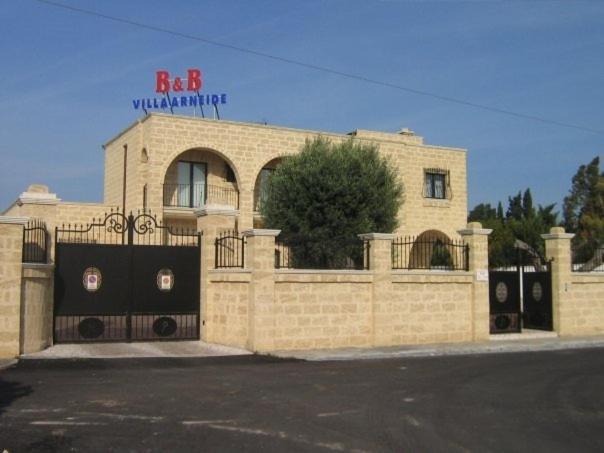 Villa Arneide Bed And Breakfast Torre Lapillo Buitenkant foto