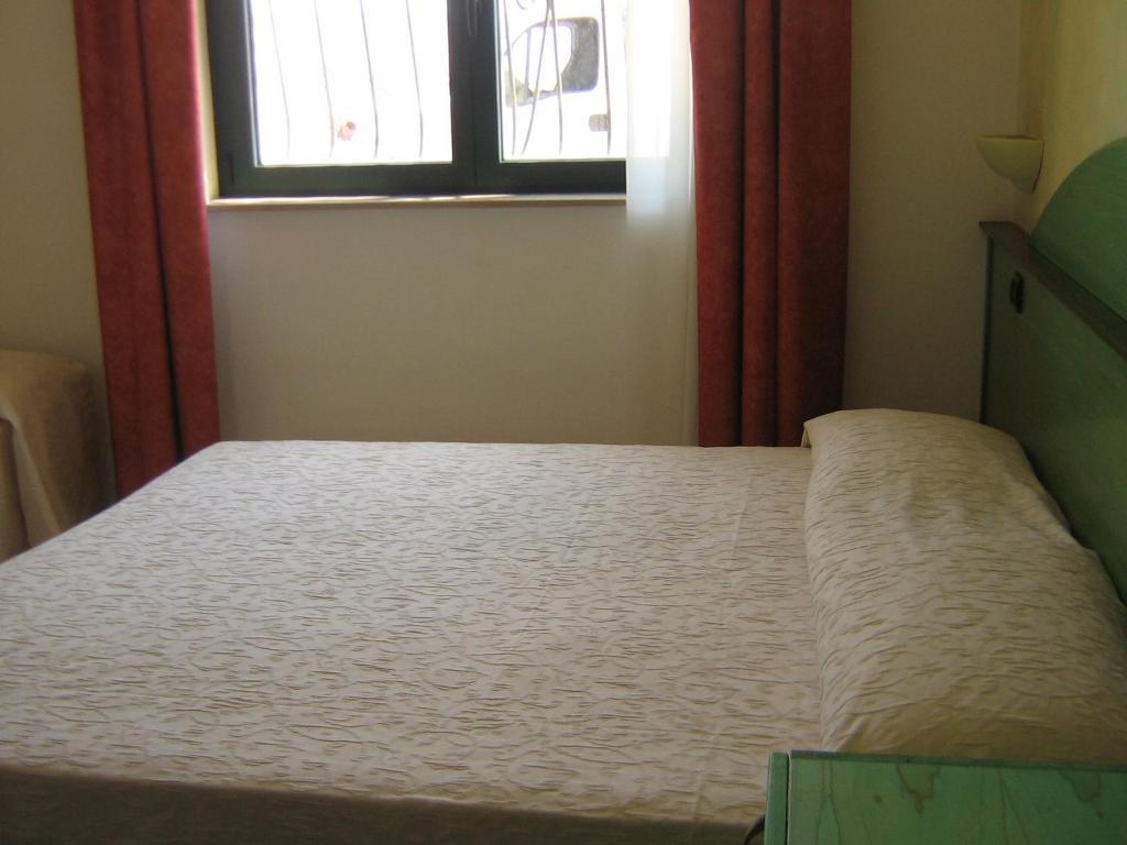 Villa Arneide Bed And Breakfast Torre Lapillo Kamer foto